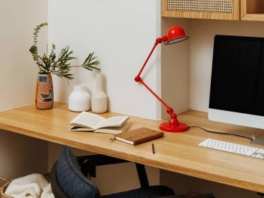 How to Work From Home More Comfortably—With Tips From an Ergonomist