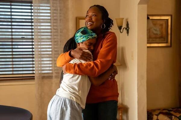 Lovie Simone and Xosha Roquemore in 'Forever'