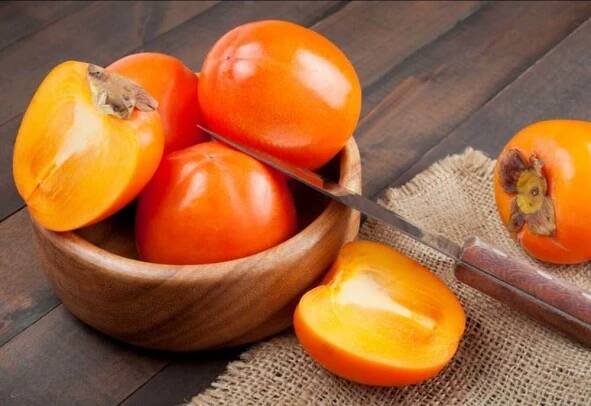 Terapie s vitamínovými alergiemi na persimmon vyžaduje opatrnost / Články