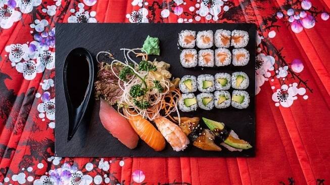 Táo Viet Nam Home Cooking & Sushi Bar Hrnčířská | Wolt | Doručení | Brno