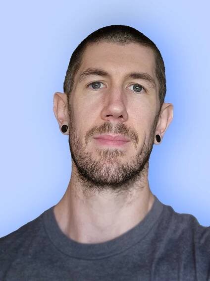 Portrait photo of Justin Morritt
