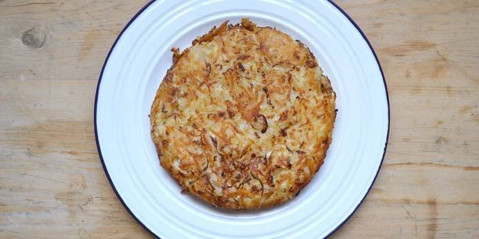 Apple, sauerkraut and potato rosti