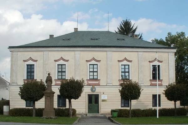 budova majorátu v Chlumci nad Cidlinou
