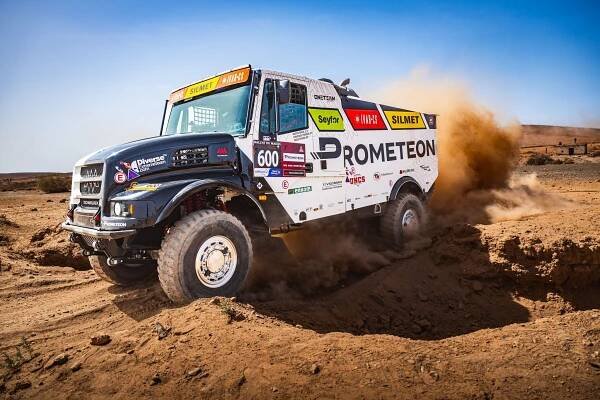 Na Dakar za obhajobou: Martin Macík má nový kamion na nových pneumatikách a spoustu odhodlání k tomu