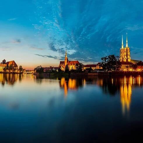 Vratislav: Noční plavba po Starém Městě – vstupenka | GetYourGuide