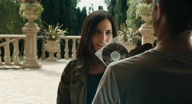 Delirium - Z filmu - Genesis Rodriguez