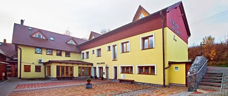 Wellness penzion EVA + Apartmány Pod Čerťákem Dolní Moravice