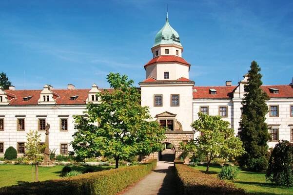 Zámky a hrady na řece Orlici - Východní-Čechy.info - oficiální turistický portál Pardubického kraje