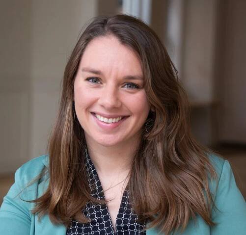 Headshot of Carrie Hamilton.