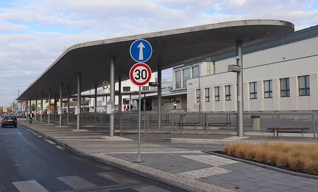 Fotogalerie • Kolín, Nádraží 8 (Zastávka autobusu) • Mapy.com