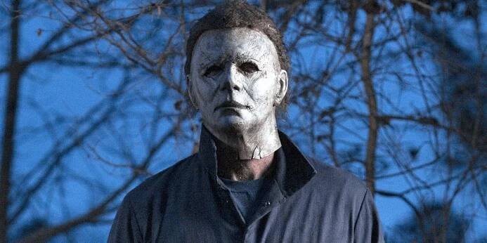 Recenze: Halloween (2018) - maskovaný zabiják Michael Myers je zpátky!