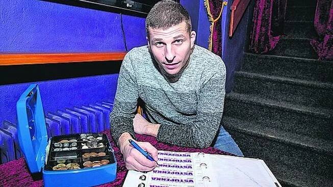 Herec Jan Bartoška (38) zažívá trable: Pletou si mě s tím slavnějším! - AHA.cz
