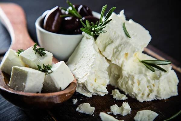 Cheeses Feta & Halloumi