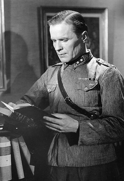 Tyttö astuu elämään - Z filmu - Eino Kaipainen
