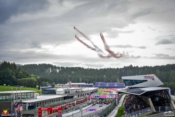 Videos & More - Red Bull | Rotorwings