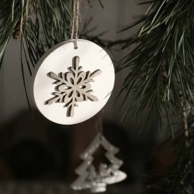 Vánoční dřevěná dekorace na stromeček vločka 7cm