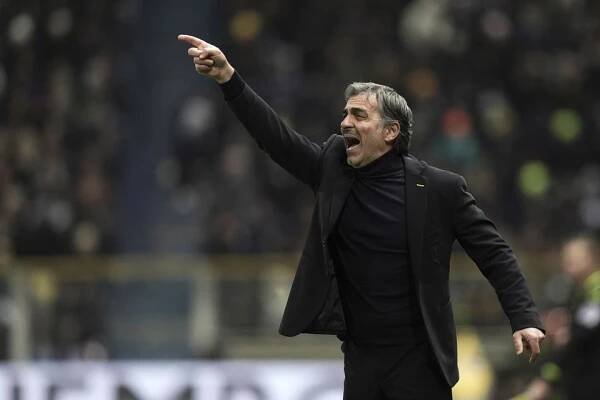 Nováčik Serie A vyhodil trénera, ktorý ho doviedol medzi elitu