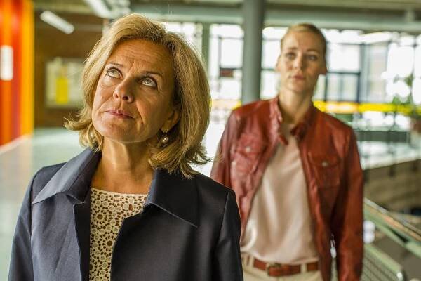 Der Lehrer - Wieder so ein fieser Vollmer-Trick - Z filmu - Andrea L'Arronge