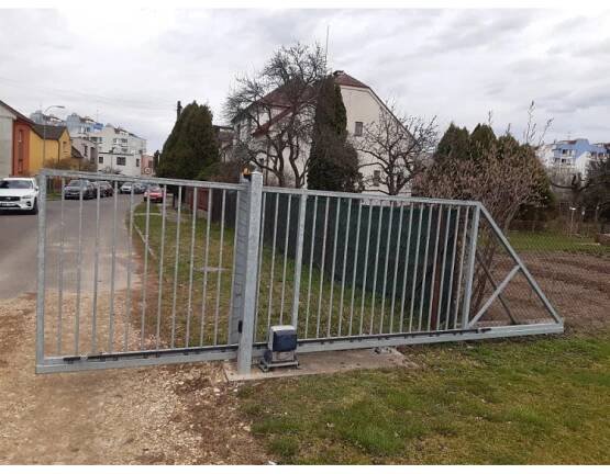 Brány vrata branka plot | akcepardubice.cz