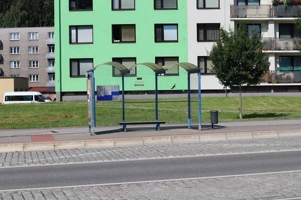 Fotogalerie • Náchod, Plhov (Zastávka autobusu) • Mapy.com