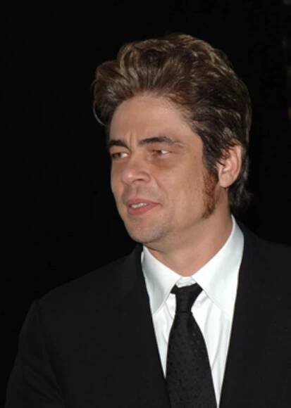 Benicio Del Toro at an event for Sin City - město hříchu (2005)