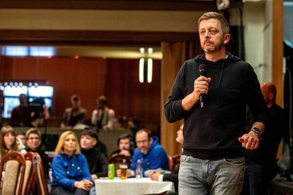 Rakušan v Havířově zakončil své turné debat, ty teď převezmou Nerudová a Farský
