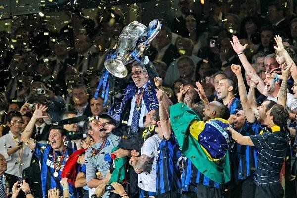 Inter - AC Milán. Bývalý šéf Nerazzurri Moratti exkluzivně o slavném derby