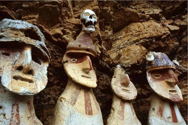 sarcofagos de chachapoyas