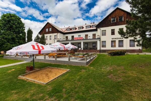 Letní bistro a zimní restaurace Zlosin ve Velkých Losinách 