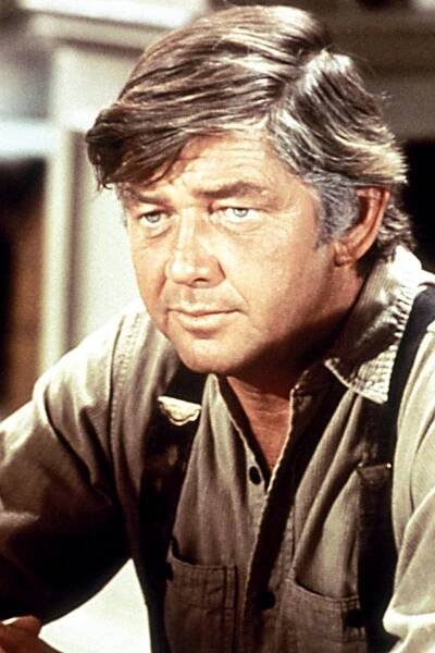 ‘The Waltons’ Actor Ralph Waite Dead at 85