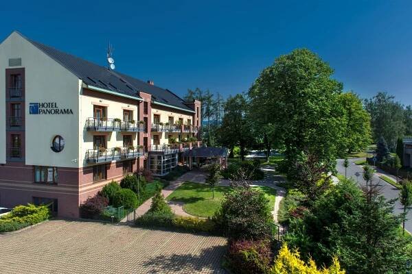 Exteriér - Galerie - April Hotel Panorama - ubytování - Rychnov nad Kněžnou 