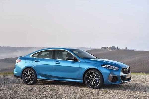 BMW představilo řadu 2 Gran Coupé, fanoušci se děsí