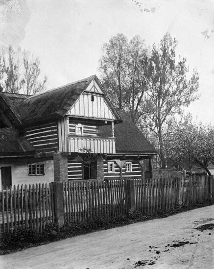 Fotografie z první poloviny 20. století – z kroniky domů Václava Větvičky – PŘÍŠOVICE