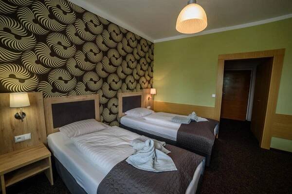 POKOJE | HOTEL ROZVOJ, KLATOVY: UBYTOVÁNÍ KLATOVY