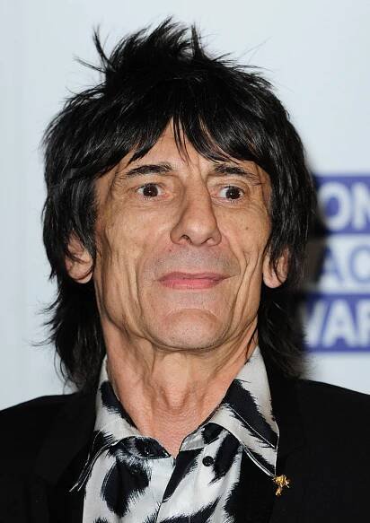 Kytarista Rolling Stones přiznal rakovinu plic. Kvůli ikonickému účesu chtěl odmítnou chemoterapii