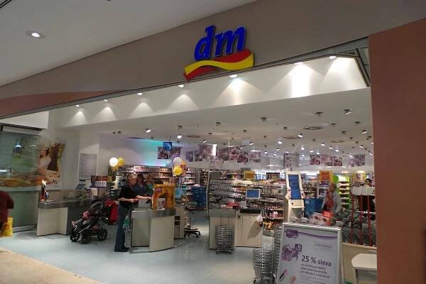 dm drogerie markt s.r.o. foto 1