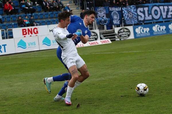 Sněžení a déšť zrušily zápas Slovácka v Jablonci!
