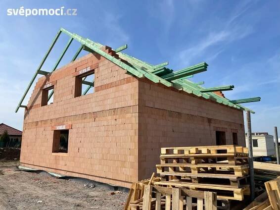 Sen o vlastním domě: Jarda a Anet se pustili do stavby svépomocí