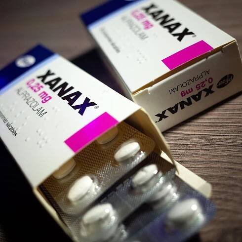 Xanax cena bez recepty — Jednoho dne doprava