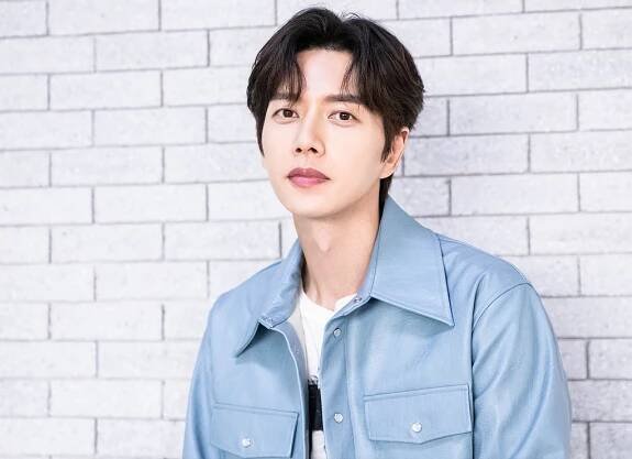 Park Hae Jin by si už konečne chcel zahrať rolu vhodnú jeho veku
