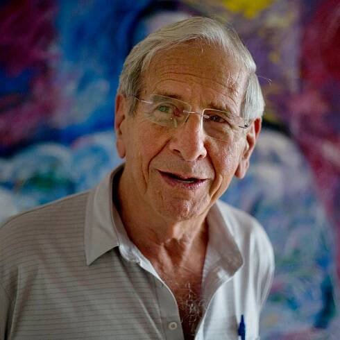 Chaim Topol, Israeli actor known for Fiddler's Tevye, dies