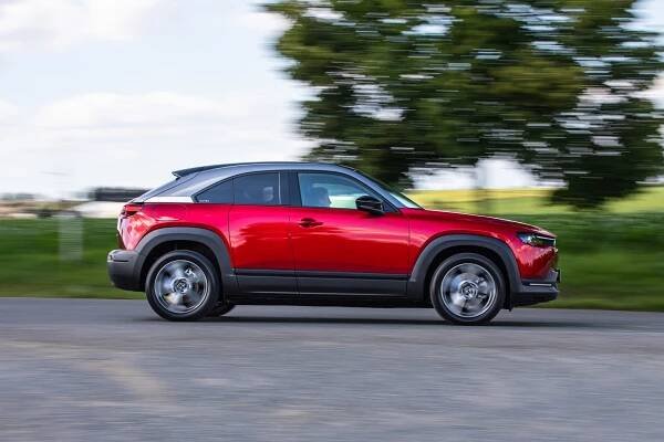 První jízda v Mazdě MX-30: Vynikající auto v podivném obleku