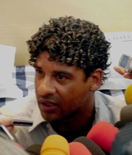 Soubor:Frank Rijkaard (2007).jpg – Wikipedie