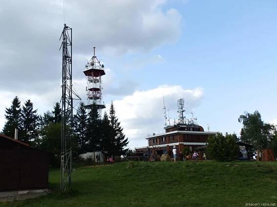 Kozákov - rozhledna a Riegrova chata