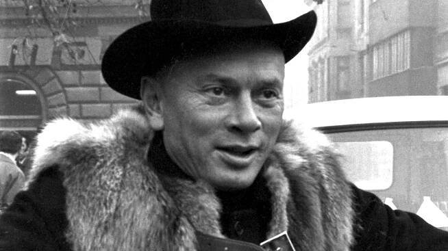 Holohlavý statečný Yul Brynner. Hvězda Hollywoodu s romskou duší, která varovala před kouřením