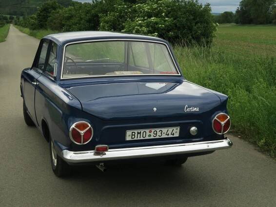Ford Cortina byl ve své době jedním z nejlepších aut na našem trhu. Prodával se jen o kousek dráž než Škoda 1000 MB