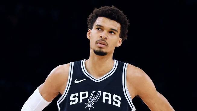 Understanding Victor Wembanyama's season-ending shoulder diagnosis | NBA.com