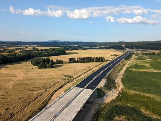 Rekordní investice do dopravy: Stát plánuje desítky kilometrů dálnic i rychlotrať