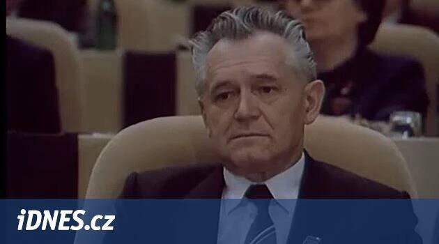 Hoffmann nechal vypnout rozhlas. Jako jeden z mála komunistů skončil ve vězení - iDNES.tv