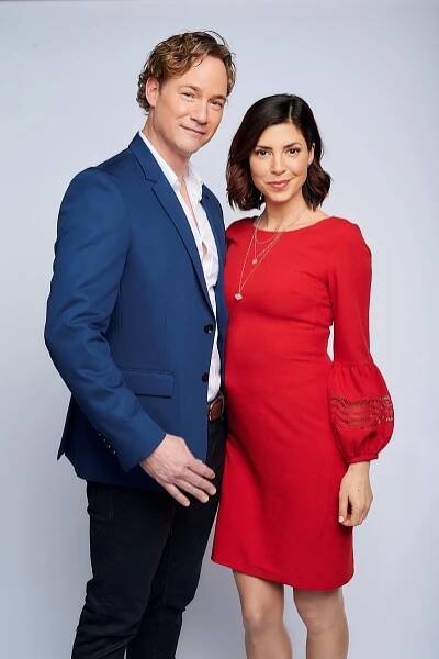 Steve Byers, Cindy Sampson - A Christmas Break - Promo